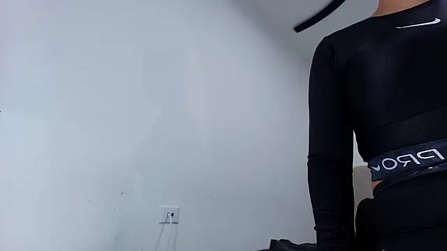 nicol f online show from 03-03-26, 03:01