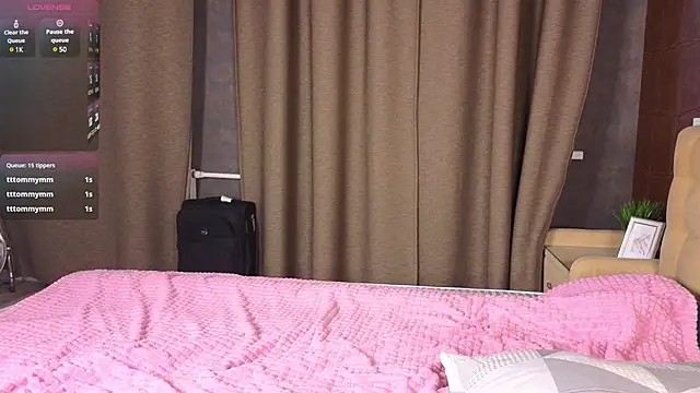 Milana15 online show from 12-17-24, 01:05