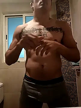 Snapshot of duromelopones chatting on 10-21-25, 02:01 duromelopones online show from 10-21-25, 02:01