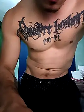 Snapshot of duromelopones chatting on 10-30-25, 04:47 duromelopones online show from 10-30-25, 04:47