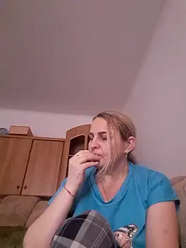 Snapshot of Malichkaanna30 chatting on 12-19-24, 12:34 Malichkaanna30 online show from 12-19-24, 12:34