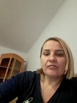 Snapshot of Malichkaanna30 chatting on 01-10-25, 10:28 Malichkaanna30 online show from 01-10-25, 10:28