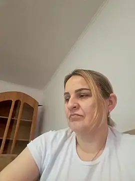 Snapshot of Malichkaanna30 chatting on 03-02-25, 09:42 Malichkaanna30 online show from 03-02-25, 09:42