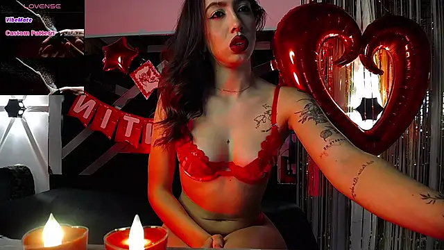 Snapshot of scarlett_buttock chatting on 02-14-25, 02:23 scarlett buttock online show from 02-14-25, 02:23