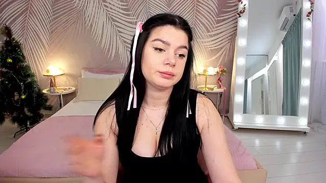 Snapshot of MelanieCarterr chatting on 12-26-24, 03:31 MelanieCarterr online show from 12-26-24, 03:31