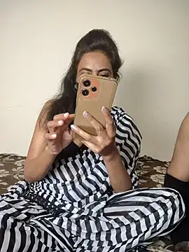 Raat ki rani  online show from 01-02-25, 06:56