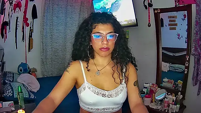 Snapshot of NicollWilliams_420 chatting on 02-11-25, 05:37 NicollWilliams 420 online show from 02-11-25, 05:37