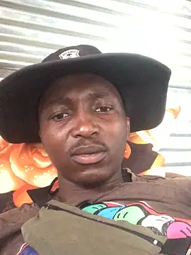 Snapshot of realGsign chatting on 02-09-25, 11:25 realGsign online show from 02-09-25, 11:25