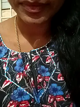 Snapshot of Ambika01 chatting on 01-31-25, 03:20 Ambika01 online show from 01-31-25, 03:20