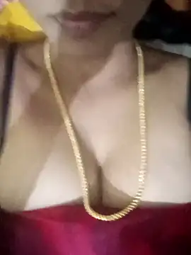 Snapshot of Ambika01 chatting on 02-16-25, 02:21 Ambika01 online show from 02-16-25, 02:21