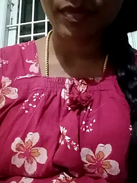 Snapshot of Ambika01 chatting on 11-09-25, 01:20 Ambika01 online show from 11-09-25, 01:20