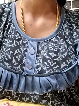 Snapshot of Ambika01 chatting on 12-02-25, 01:28 Ambika01 online show from 12-02-25, 01:28