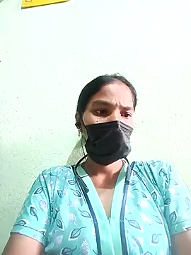 Snapshot of anusiya01 chatting on 09-25-25, 03:10 anusiya01 online show from 09-25-25, 03:10