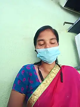 Snapshot of anusiya01 chatting on 10-12-25, 02:21 anusiya01 online show from 10-12-25, 02:21