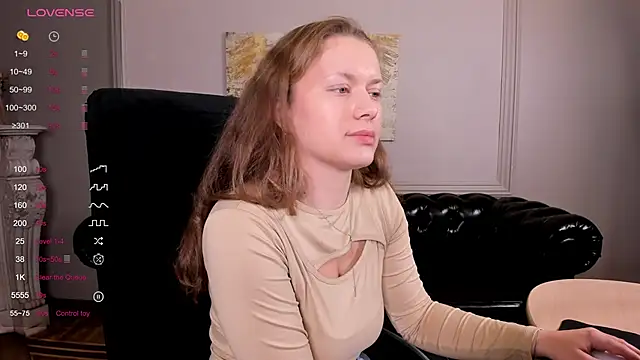 Snapshot of Ariell_Margot_ chatting on 01-14-25, 01:17 Ariell Margot online show from 01-14-25, 01:17