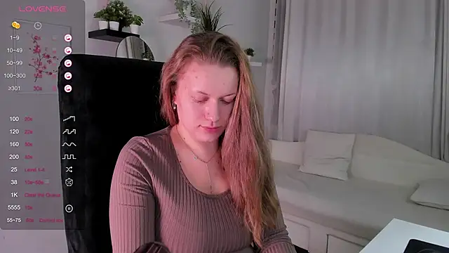 Snapshot of Ariell_Margot_ chatting on 01-31-25, 06:25 Ariell Margot online show from 01-31-25, 06:25