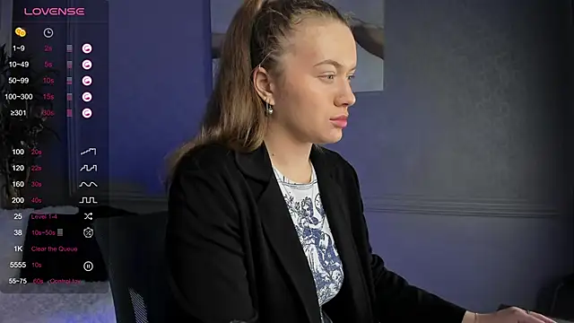 Snapshot of Ariell_Margot_ chatting on 02-09-25, 03:12 Ariell Margot online show from 02-09-25, 03:12