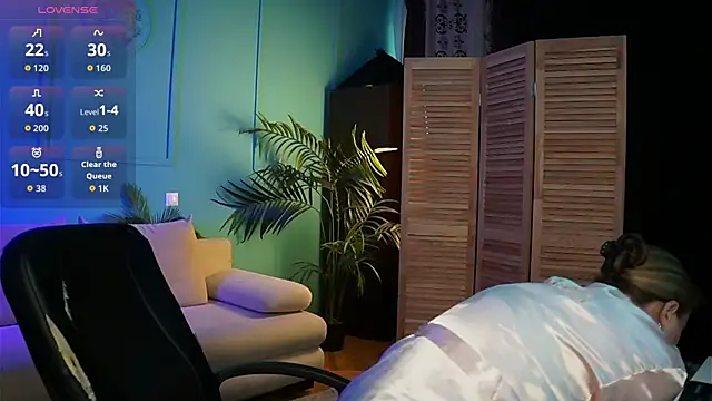 Snapshot of Ariell_Margot_ chatting on 10-12-25, 05:17 Ariell Margot online show from 10-12-25, 05:17