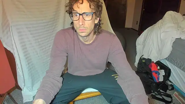 Snapshot of JamesCarvy chatting on 01-05-25, 04:14 JamesCarvy online show from 01-05-25, 04:14