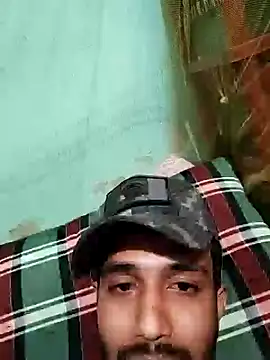 Snapshot of MDROBEL007 chatting on 12-29-24, 05:33 MDROBEL007 online show from 12-29-24, 05:33