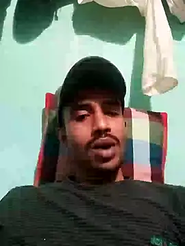 Snapshot of MDROBEL007 chatting on 01-01-25, 06:38 MDROBEL007 online show from 01-01-25, 06:38