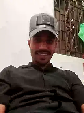 Snapshot of MDROBEL007 chatting on 01-04-25, 03:49 MDROBEL007 online show from 01-04-25, 03:49