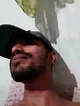 Snapshot of MDROBEL007 chatting on 01-13-25, 05:23 MDROBEL007 online show from 01-13-25, 05:23