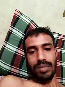 Snapshot of MDROBEL007 chatting on 01-23-25, 03:58 MDROBEL007 online show from 01-23-25, 03:58