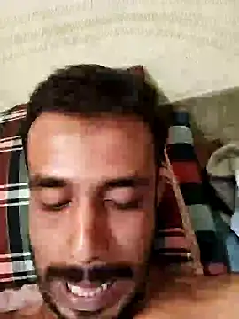 Snapshot of MDROBEL007 chatting on 01-25-25, 04:57 MDROBEL007 online show from 01-25-25, 04:57