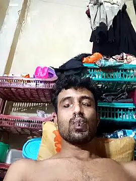 Snapshot of MDROBEL007 chatting on 10-05-25, 02:48 MDROBEL007 online show from 10-05-25, 02:48