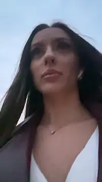 Snapshot of tina_akira chatting on 11-04-25, 03:22 tina akira online show from 11-04-25, 03:22