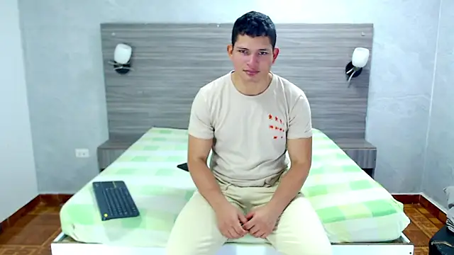 Loony Zion online show from 12-05-25, 01:20