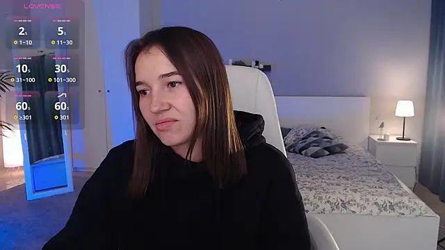 Bellla Haddid online show from 09-26-25, 01:09