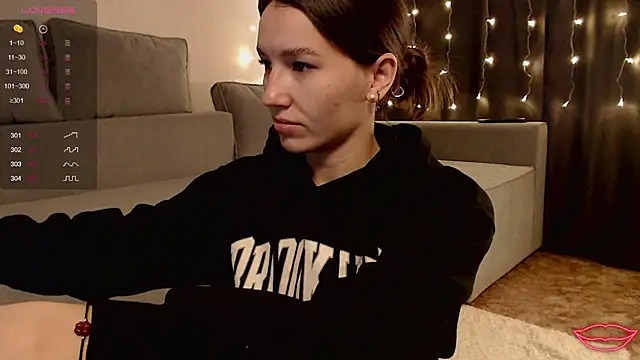 Bellla Haddid online show from 05-13-26, 02:09