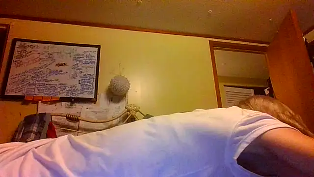 Snapshot of raybo715 chatting on 07-07-26, 07:09 raybo715 online show from 07-07-26, 07:09