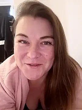 LunikaLunaX online show from 01-11-26, 09:47