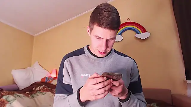 Chris Brien online show from 12-20-25, 07:54