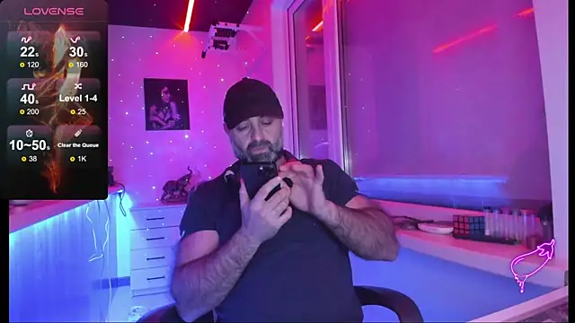 MAGABEAR077 online show from 12-21-25, 05:25