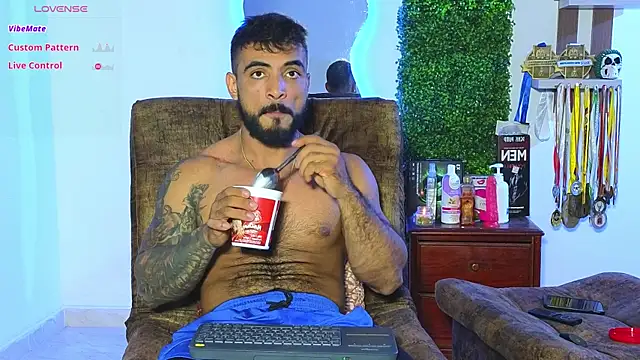 ERIC HARRISON online show from 02-02-25, 12:19