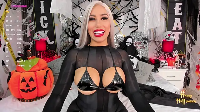 Snapshot of EmilyLeah_ chatting on 10-09-25, 02:59 EmilyLeah online show from 10-09-25, 02:59