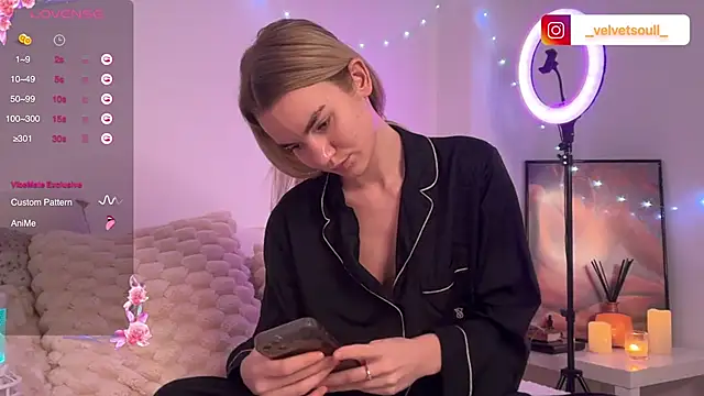 Heidi11 online show from 01-15-25, 11:08