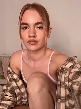 Heidi11 online show from 02-05-25, 06:26