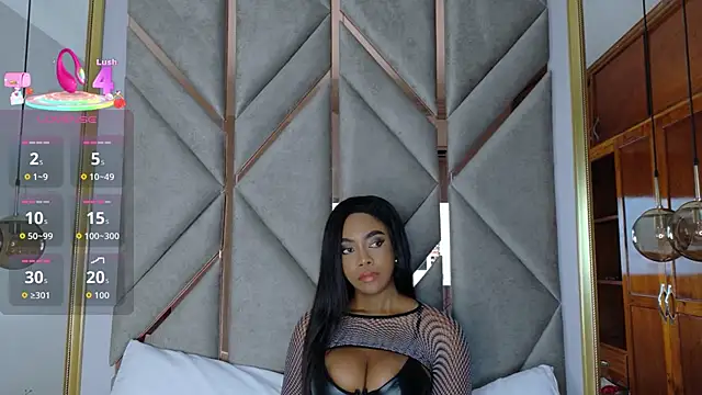 Snapshot of Lola_King chatting on 09-30-25, 07:19 Lola King online show from 09-30-25, 07:19