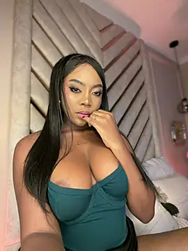 Snapshot of Lola_King chatting on 07-08-26, 04:39 Lola King online show from 07-08-26, 04:39