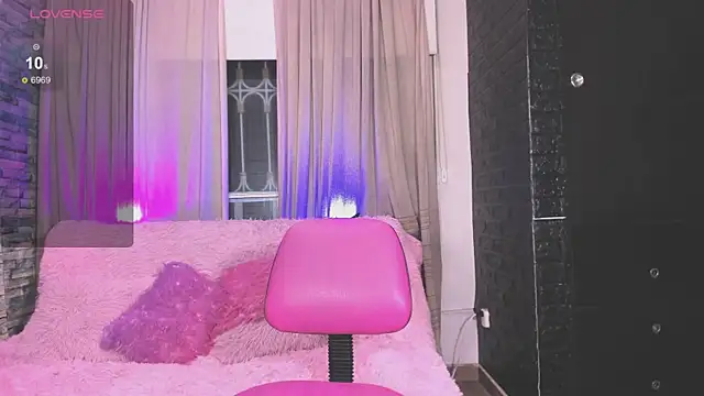 kitty queen10 online show from 03-21-25, 06:27