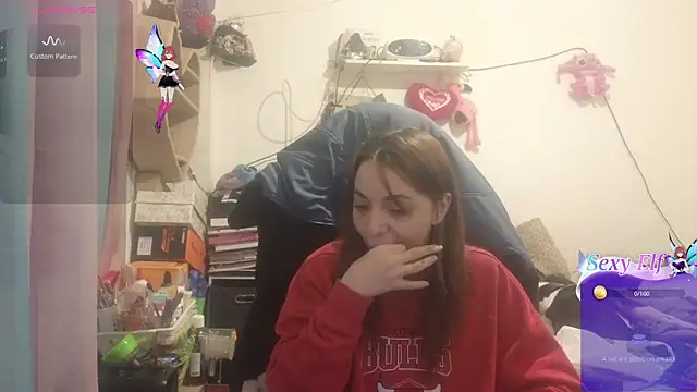 Snapshot of kattleya1407 chatting on 12-21-25, 02:51 kattleya1407 online show from 12-21-25, 02:51