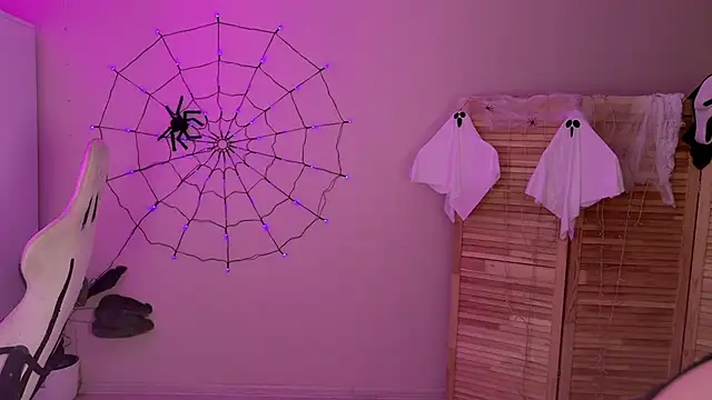 Snapshot of Miss_Mia_Murr chatting on 10-30-25, 05:20 Miss Mia Murr online show from 10-30-25, 05:20