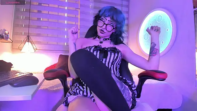 Snapshot of Ghosty_Doll chatting on 05-07-26, 07:19 Ghosty Doll online show from 05-07-26, 07:19