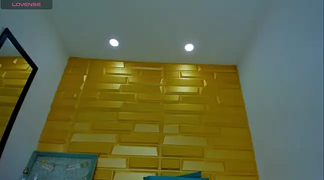 Snapshot of ebony_beckyy chatting on 01-19-25, 12:06 ebony beckyy online show from 01-19-25, 12:06