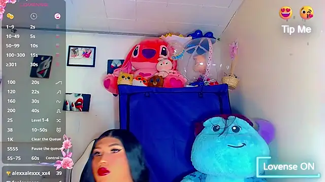 Snapshot of nicol_gill_ chatting on 01-15-25, 02:35 nicol gill online show from 01-15-25, 02:35